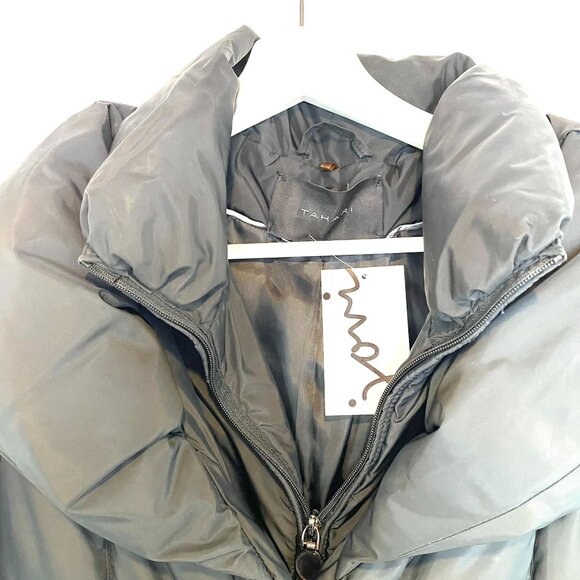 Minimalist | Tahari Down Mid-Length Black Puffer | Dramatic Collar Layering Sz M - Picture 6 of 12